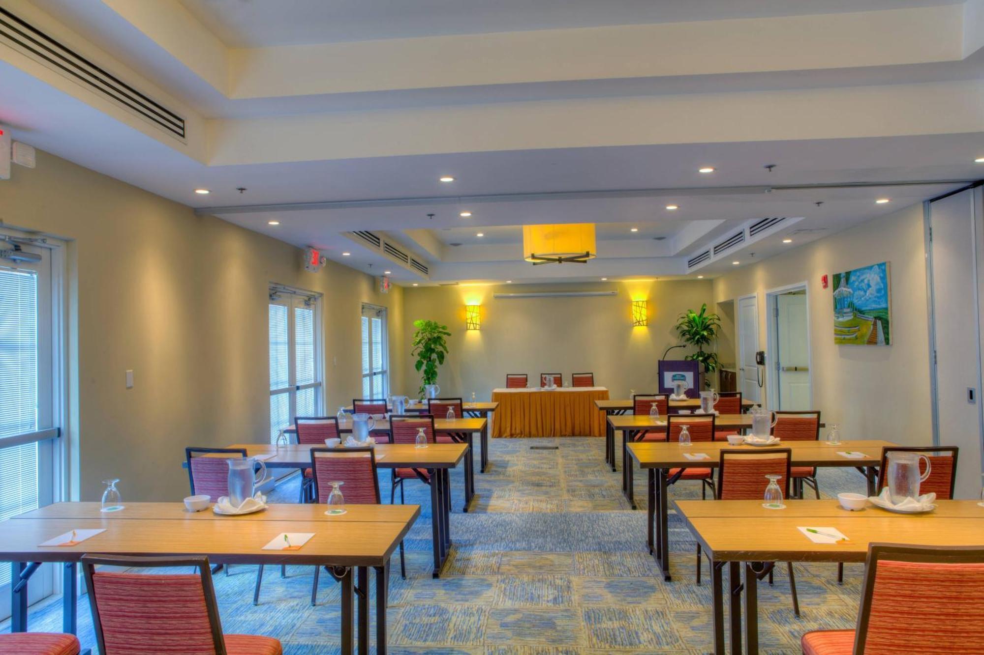 Courtyard By Marriott Bridgetown, Barbados Hotel Exterior foto